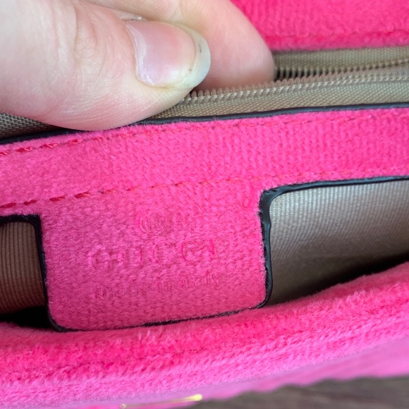 Pink Shoulder Bag with Gold Accents - Picture 2 of 9